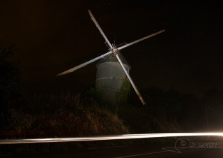 Moulin à vent nocturne – France